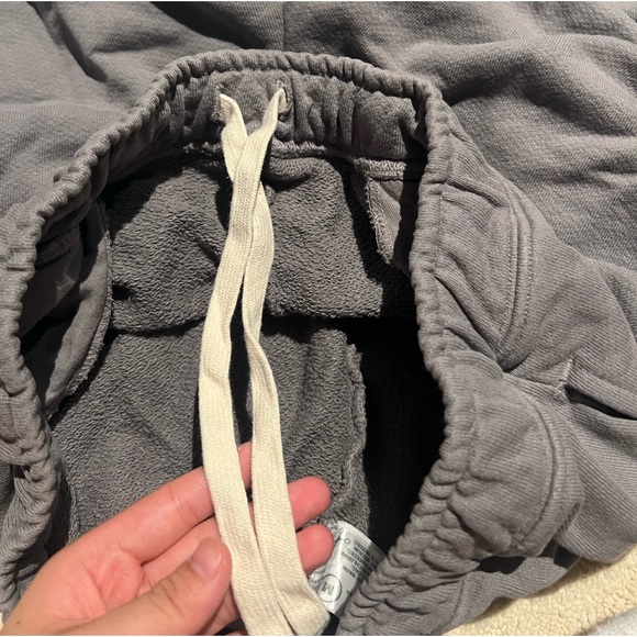 standard issue grey sweatpants - Picture 2 of 5